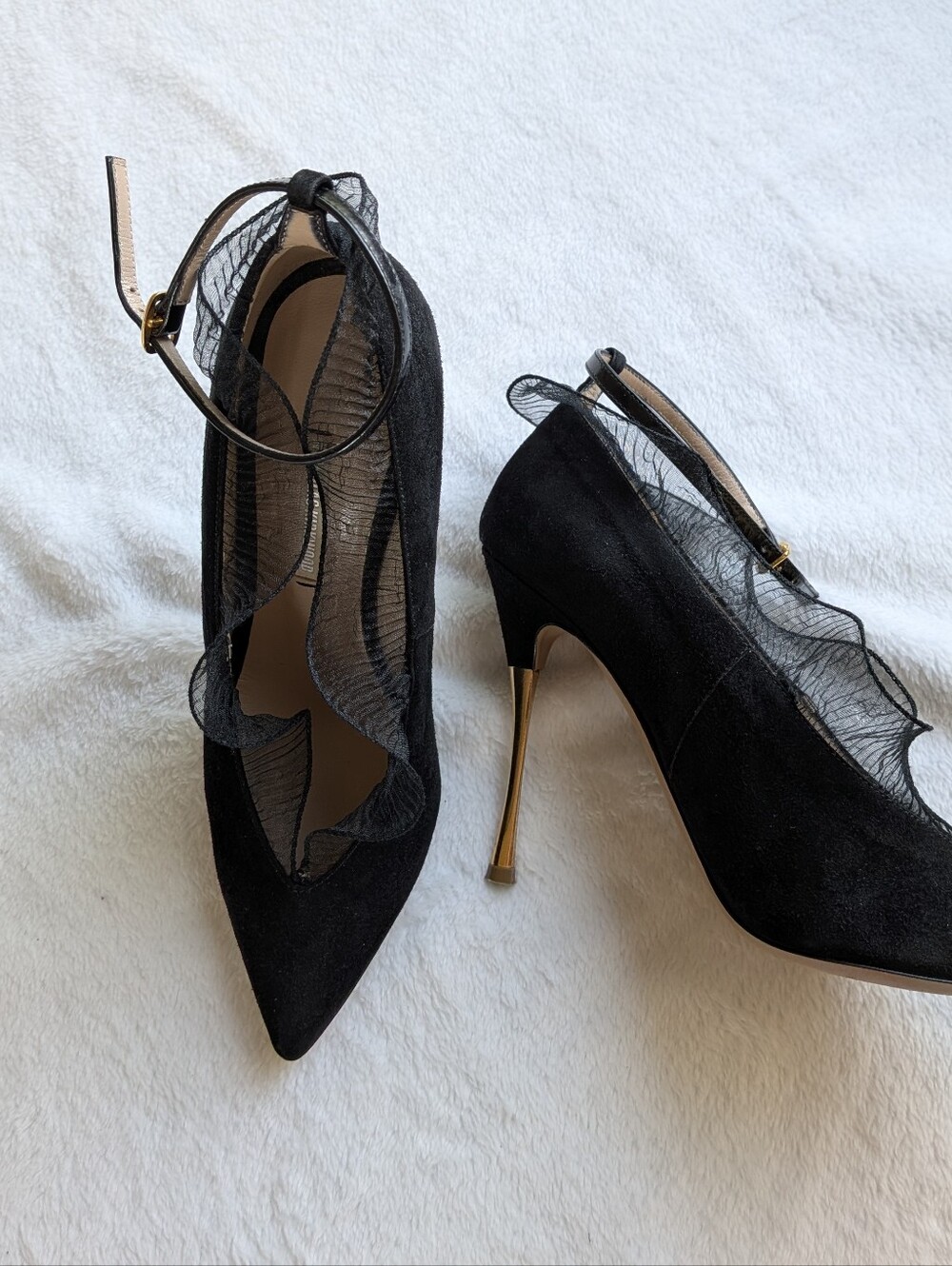 Nicholas Kirkwood Black Suede Heels With Lace Appliques - Picture 2 of 8